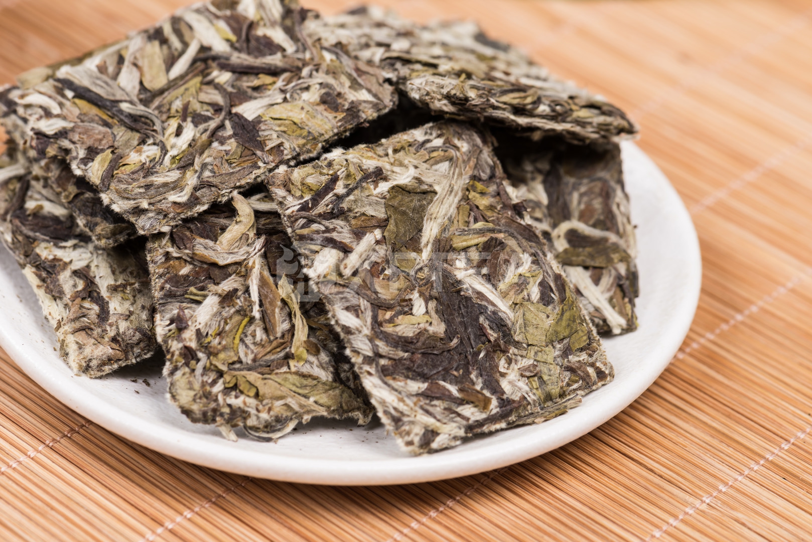 White tea chocolate
